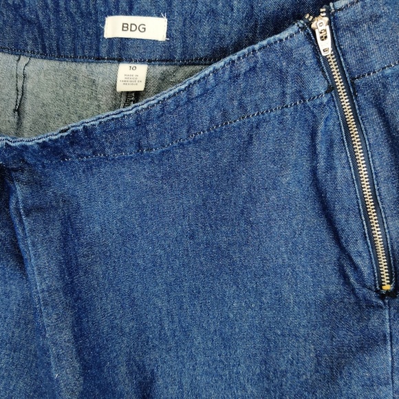 BDG Charlotte Crop Pants - Picture 3 of 3